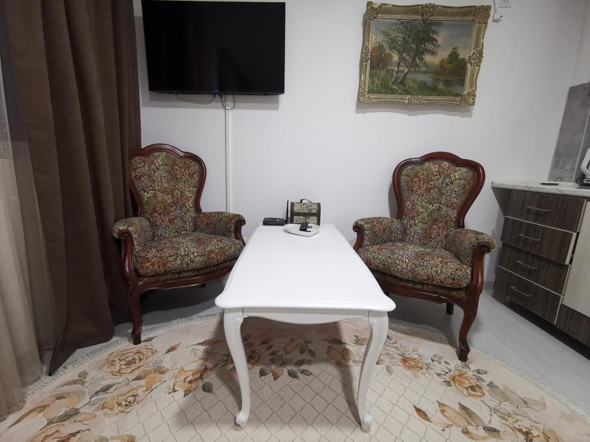 In Apartments Airport Mitrovici  المظهر الخارجي الصورة