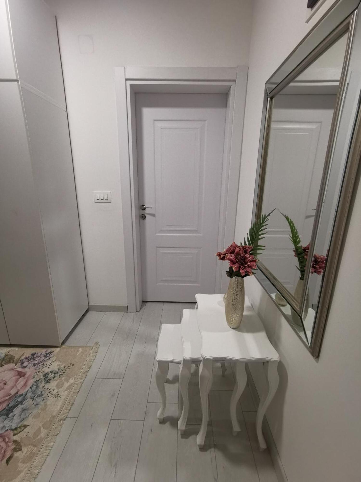 In Apartments Airport Mitrovici  المظهر الخارجي الصورة